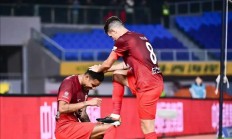 爱游戏竞技-上港首战告负，球队士气受挫需尽快反弹的简单介绍