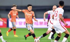 爱游戏视频-河南嵩山龙主场大胜深圳佳兆业，喜获胜利的简单介绍