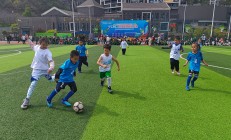 爱游戏地址-风雨同舟,足球赛事引发观众心潮起伏