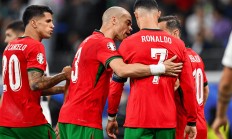 爱游戏中国官网-包含葡萄牙爆冷负法国，小组出线形势步履维艰的词条