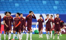 爱游戏教练-强队对阵强队，全力以赴争夺胜利荣耀的简单介绍