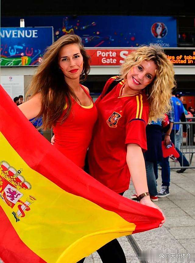 关于欧洲国家联赛引发球迷狂热，场上激战不断的信息