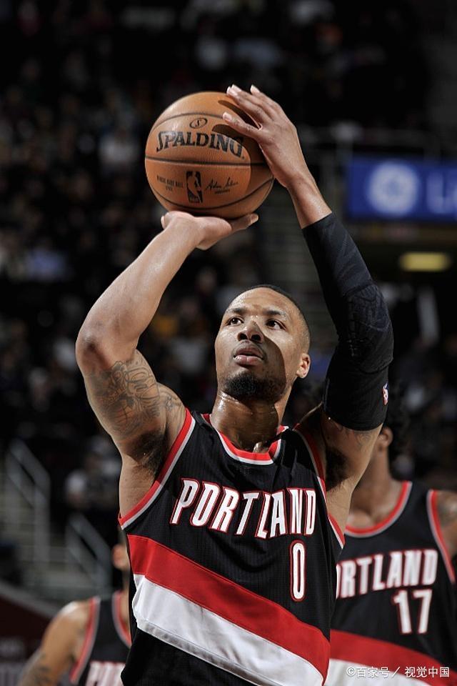 美国队客场战平哥斯达黎加队,双方互有胜负 美国队客场战平哥斯达黎加队,双方互有胜负