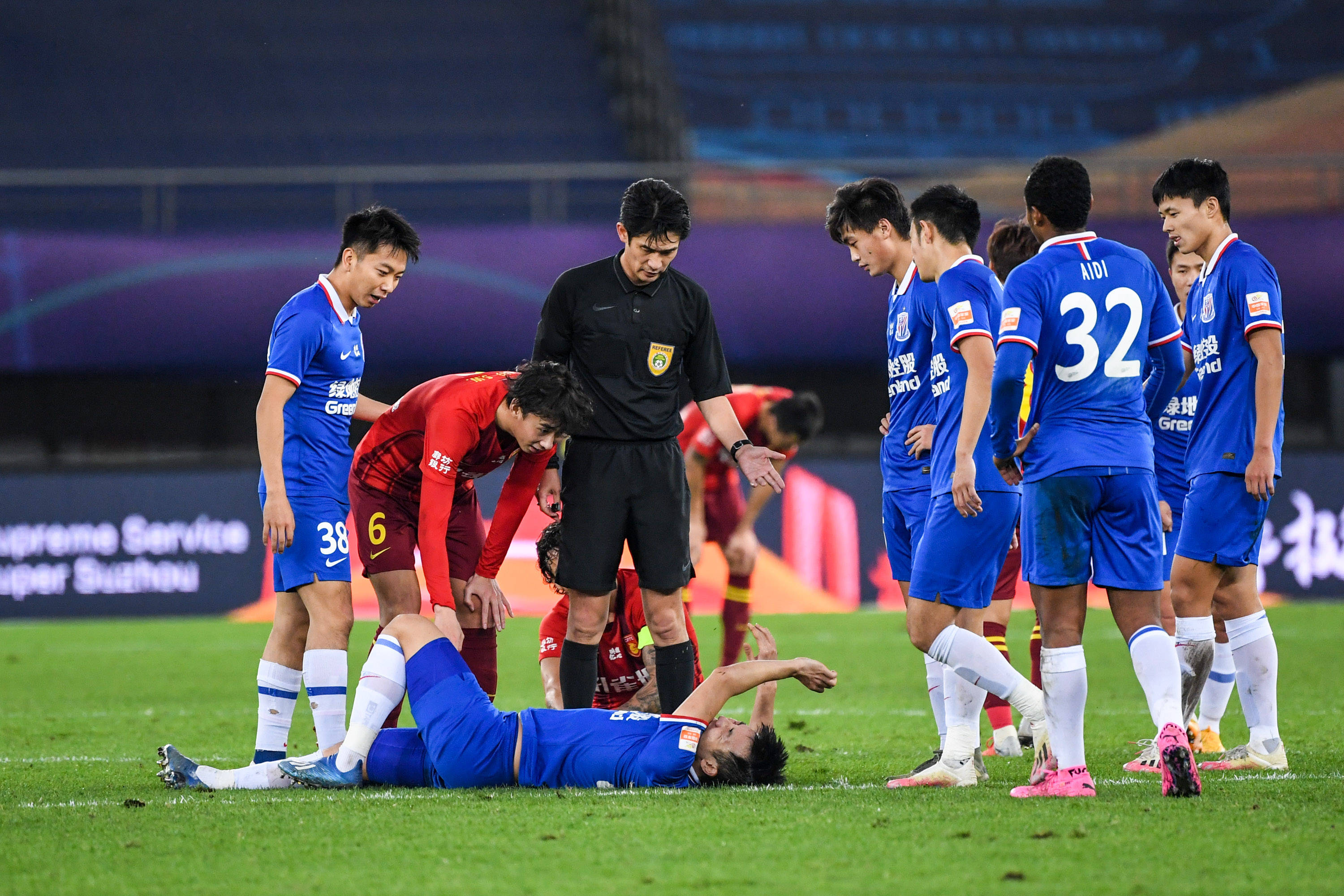 河北华夏幸福不敌上海申花,积分滑落 河北华夏幸福不敌上海申花,积分滑落