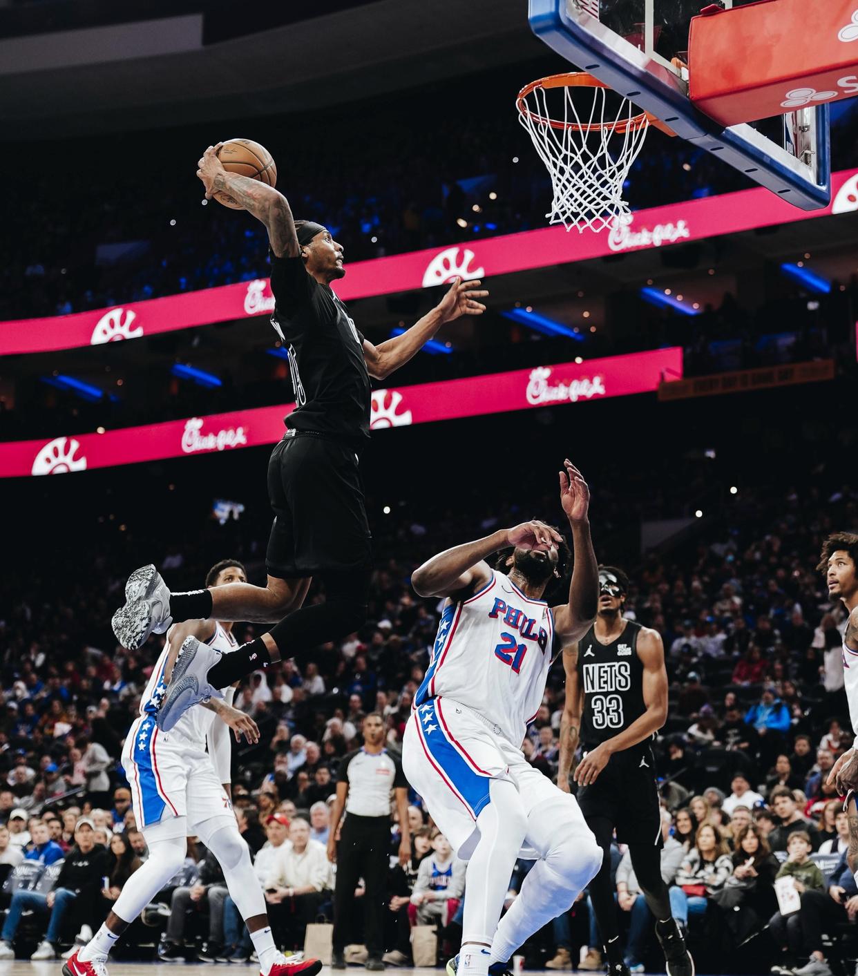 篮网客场对阵76人，争取客场胜