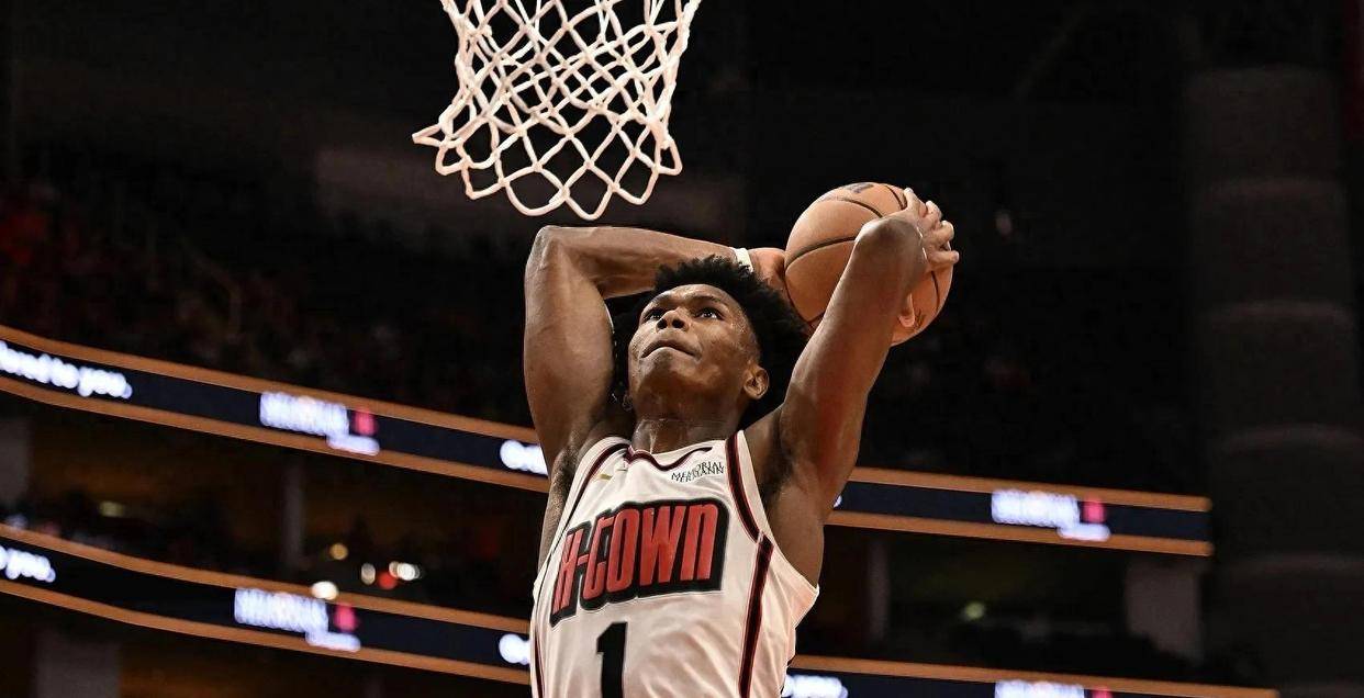 火箭战胜老鹰继续士气 火箭战胜老鹰继续士气