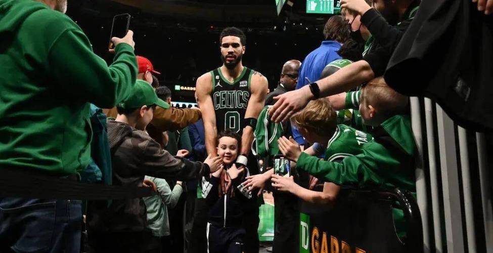 公牛惜败凯尔特人,拉文全场砍下31分的简单介绍 公牛惜败凯尔特人,拉文全场砍下31分的简单介绍