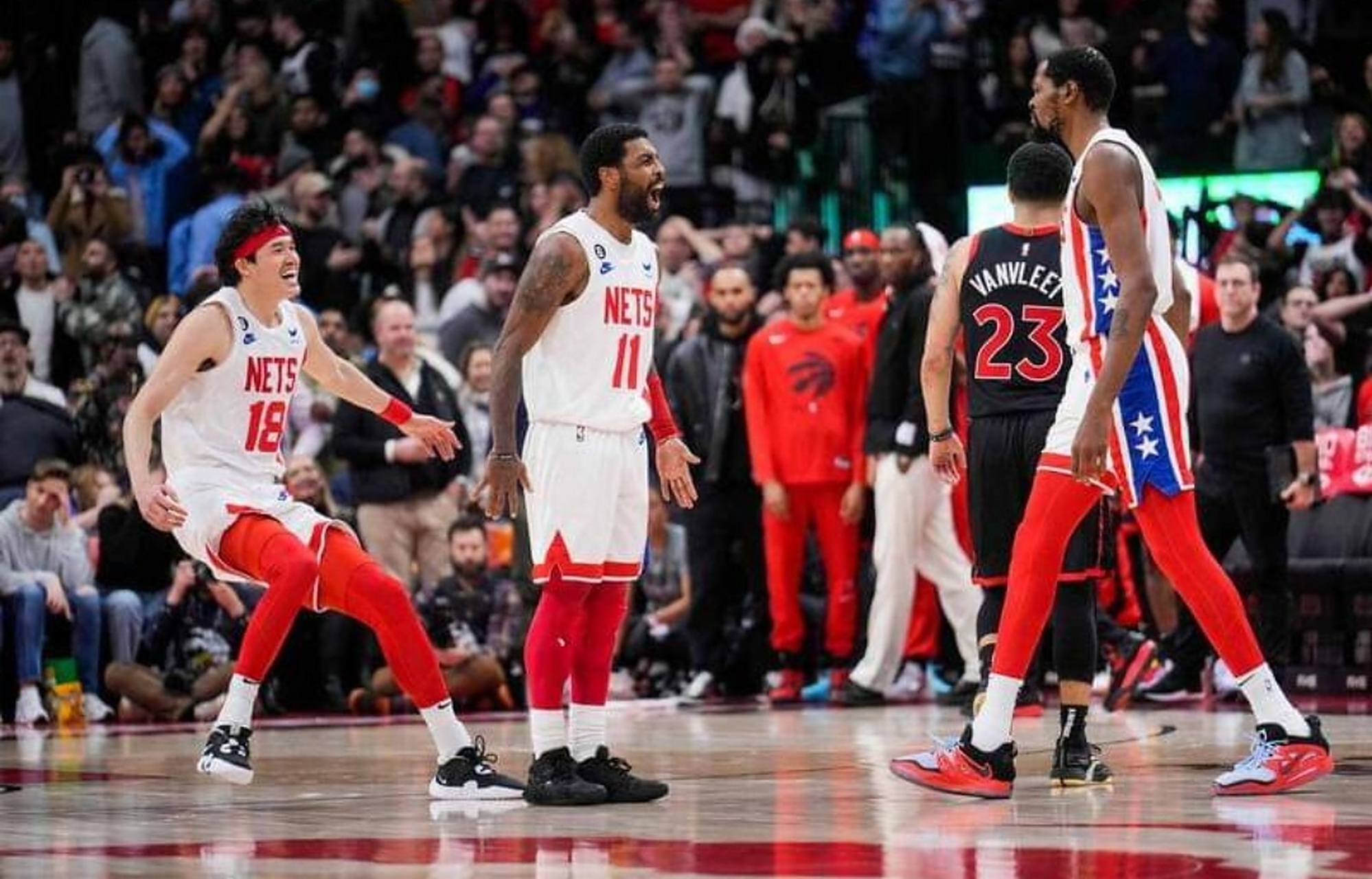 篮网击败尼克斯，厄文砍下34分继续领跑助攻王