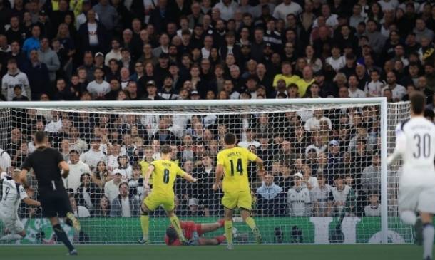 巴洛特利进球无效，维拉利尔客场胜出