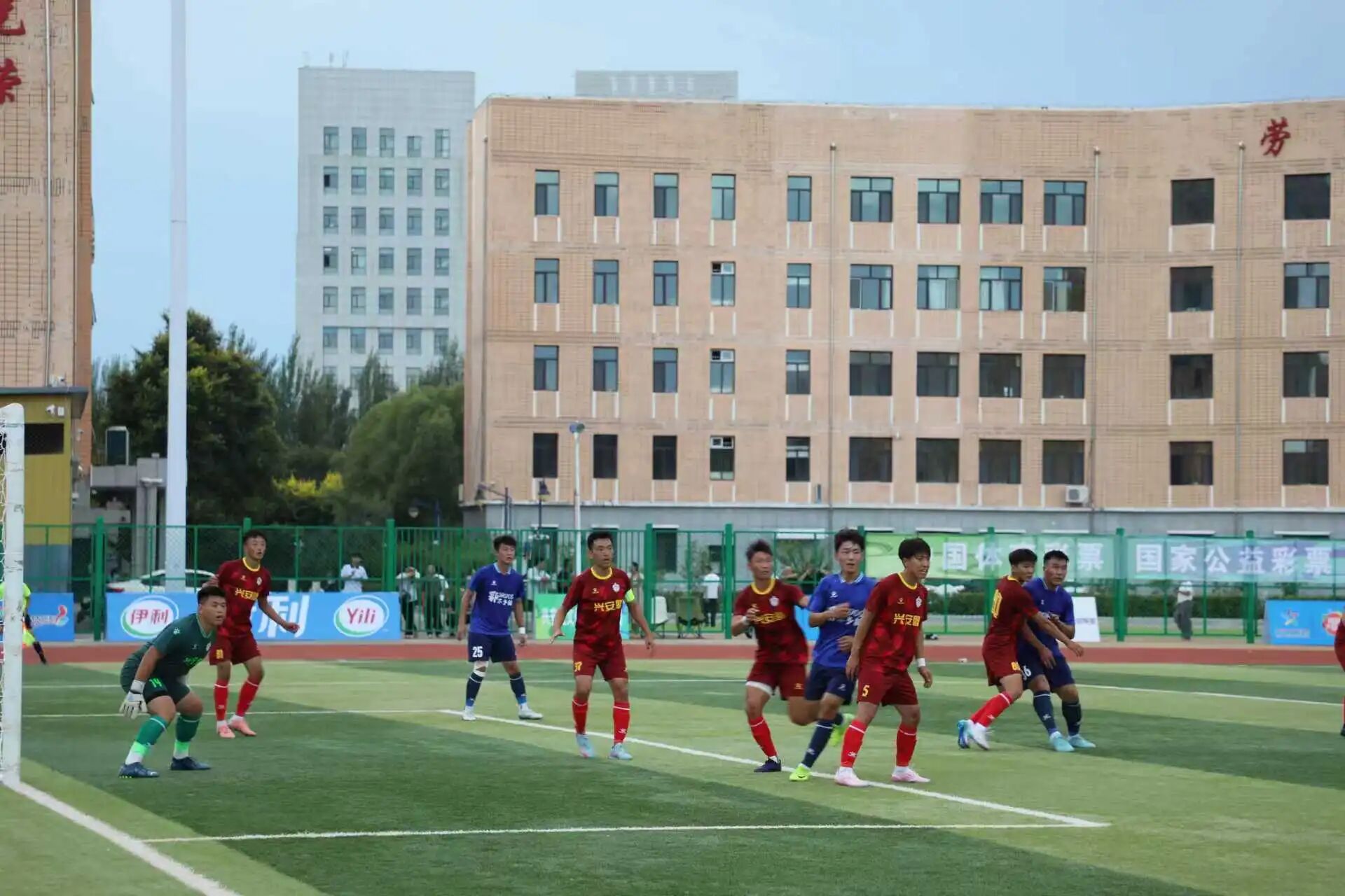 呼和浩特男篮在比赛中取得胜利