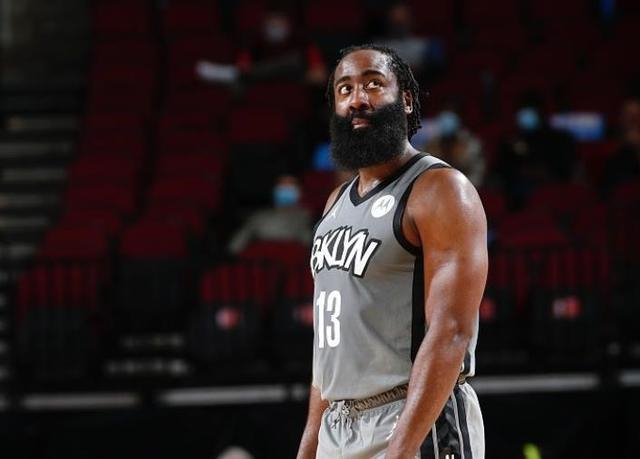 包含篮网后卫突破记录，获得赛季MVP的词条