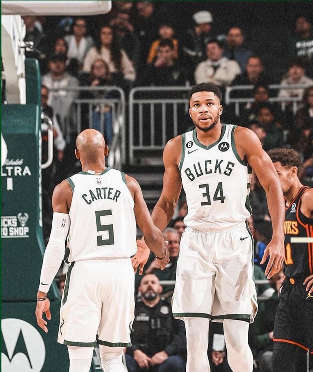 雄鹿轻松取胜，字母哥独揽+的简单介绍