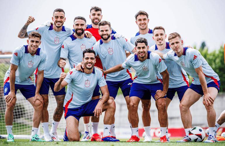 包含雷恩将挑战斯特拉斯堡,双方实力相当的词条 包含雷恩将挑战斯特拉斯堡,双方实力相当的词条