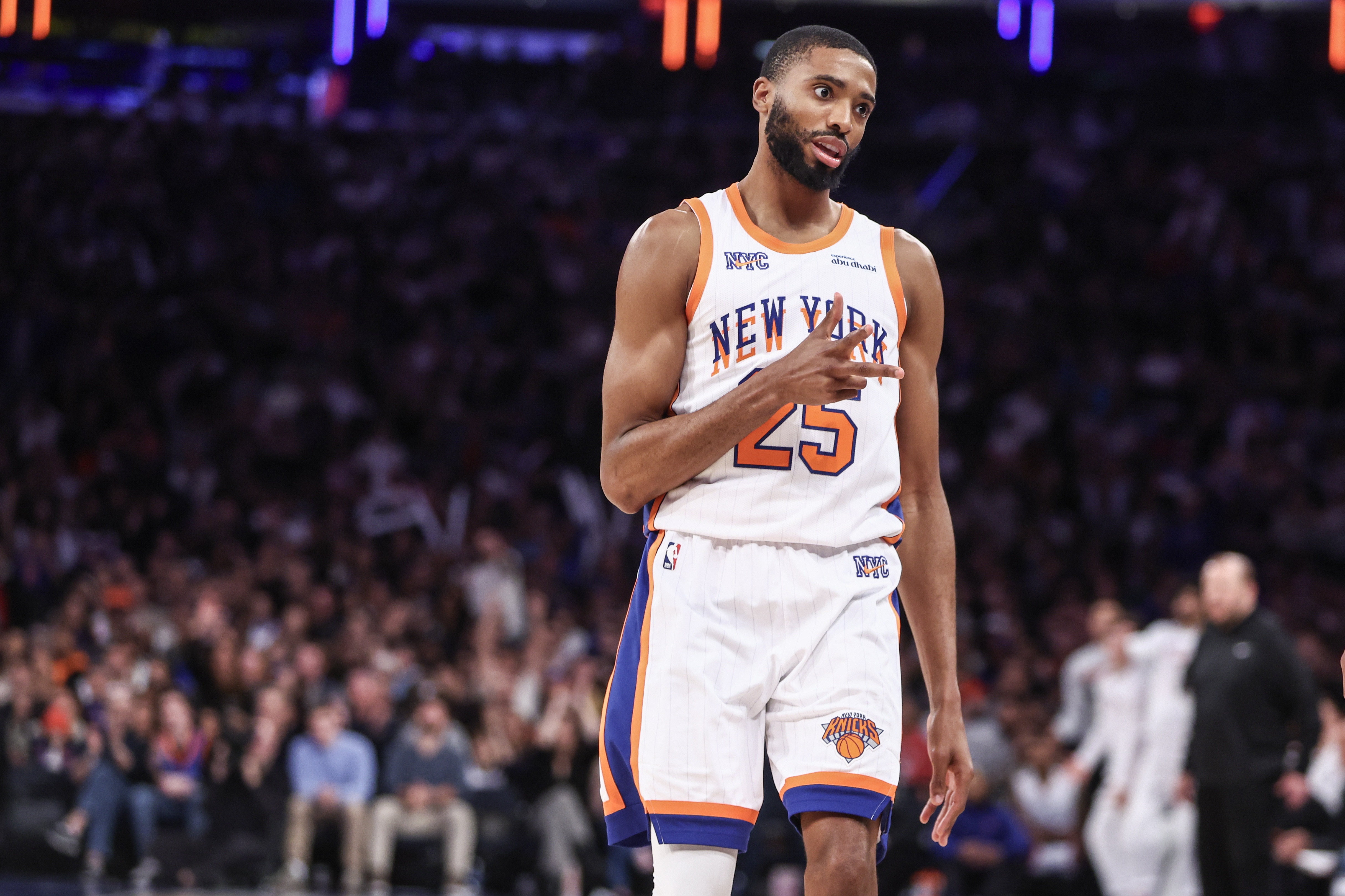 包含尼斯球员表现出色，被评为赛场MVP的词条