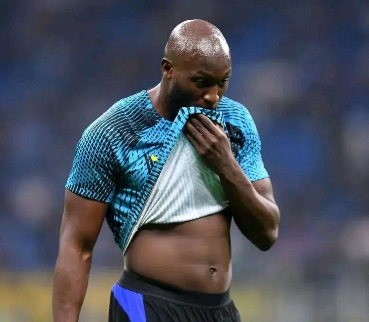 切尔西锋线犀利,卢卡库成为球队锋线保障 切尔西锋线犀利,卢卡库成为球队锋线保障